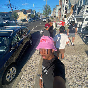 Meet your Posher, Adam